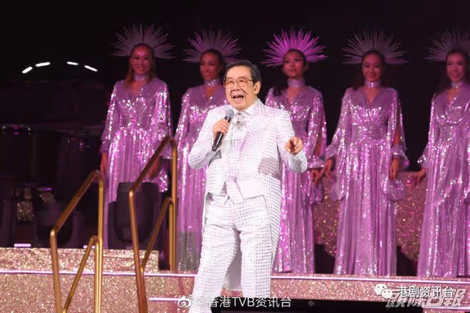 網上瘋傳90歲胡楓娶88歲羅蘭！修哥風趣回應「好多人恭喜我」