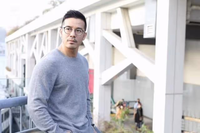 TVB離巢男星演跛仔出圈!已簽約英皇,與圈中女友計劃明年完婚