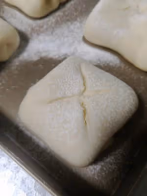 牛奶雲朵麵包