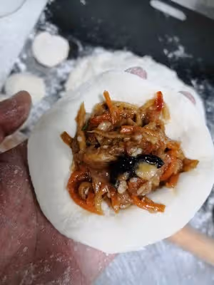 魚香肉絲餡包子