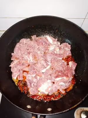 小希麻麻—香辣牛肉鍋仔