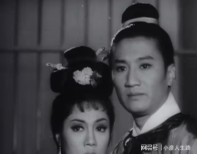 87歲香港知名女星去世！嫁富豪前曾生娃，死後隱瞞64年兒子終曝光