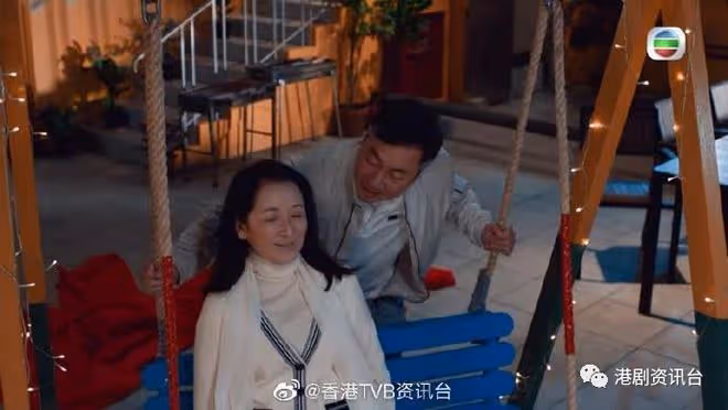 59歲龔慈恩分飾年輕版當紅女星!感激黎耀祥鼓勵演活恩愛夫婦