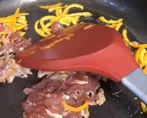 寬胸理氣的胡蘿蔔陳皮炒肉絲