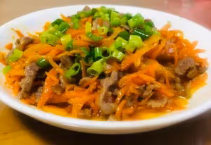 寬胸理氣的胡蘿蔔陳皮炒肉絲