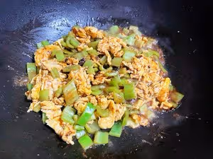 青椒醬雞蛋