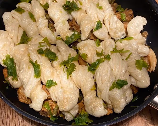 燜卷子（排骨茄子豆角底）