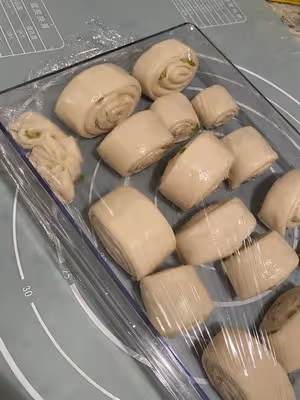 燜卷子（排骨茄子豆角底）