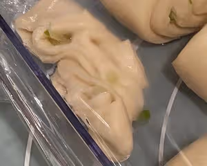 燜卷子（排骨茄子豆角底）