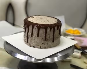 咸奶油奧利奧滴落蛋糕