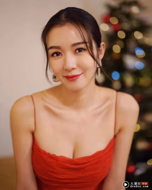 十優女神辣拋半球！麥明詩西裝外套內「胸前只有線」網噴鼻血︰真犯規