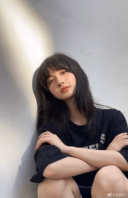 古裝劇女星驚傳婚變!高富帥老公「摟女子親密同進酒店」 她心碎發聲「疑似小三女星也發文回應」