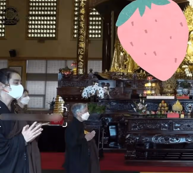 55歲王祖賢現身寺廟 眼睛紅腫像是剛哭過
