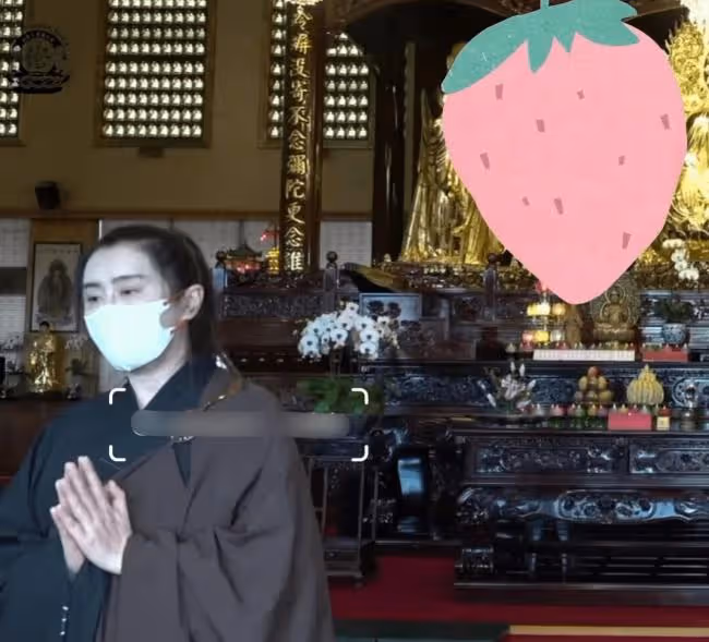 55歲王祖賢現身寺廟 眼睛紅腫像是剛哭過