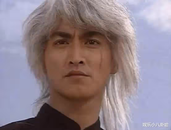 62歲男星落魄賣唱！冷清現場「被大媽一眼認出」：你怎麼到這裡了　心酸回答「看哭無數中年人」