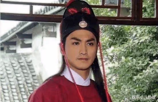 62歲男星落魄賣唱！冷清現場「被大媽一眼認出」：你怎麼到這裡了　心酸回答「看哭無數中年人」