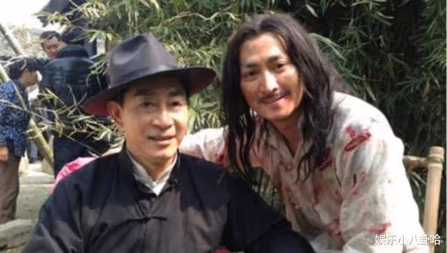 62歲男星落魄賣唱！冷清現場「被大媽一眼認出」：你怎麼到這裡了　心酸回答「看哭無數中年人」