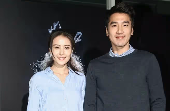 一家三口罕同框！高圓圓「帶3歲女兒聚餐」身高驚人　曝過程「趙又廷一刻不離身」全網羨慕：太甜了