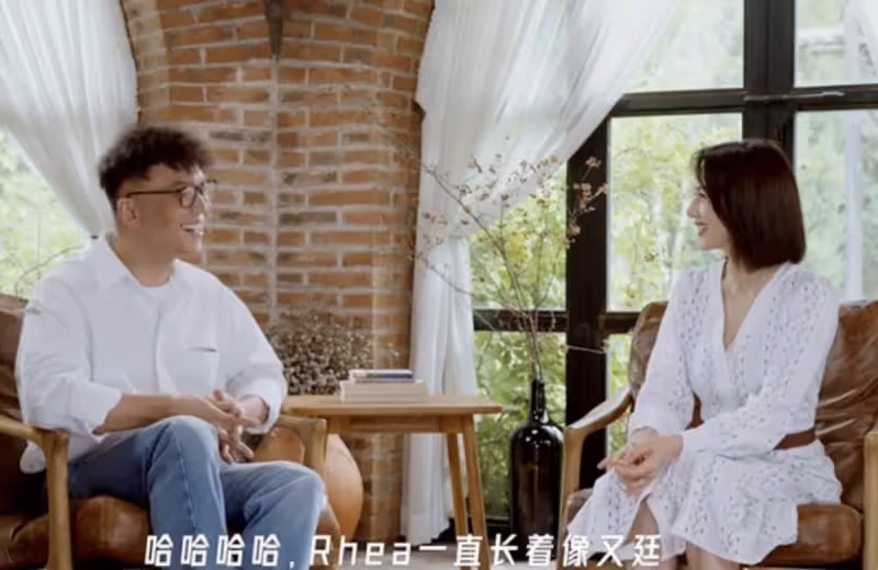 一家三口罕同框！高圓圓「帶3歲女兒聚餐」身高驚人　曝過程「趙又廷一刻不離身」全網羨慕：太甜了
