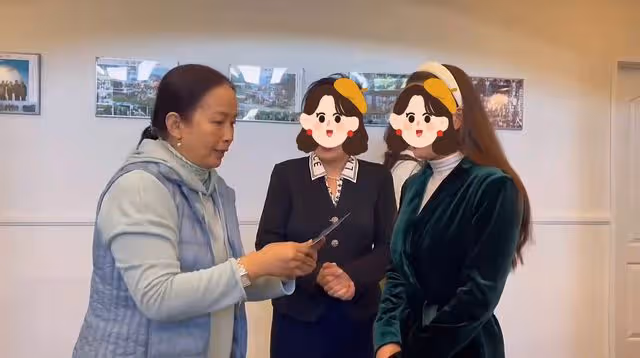 62歲呂麗萍定居美國曝近況，豪宅內宴請好友聚會，三婚老公罕露面