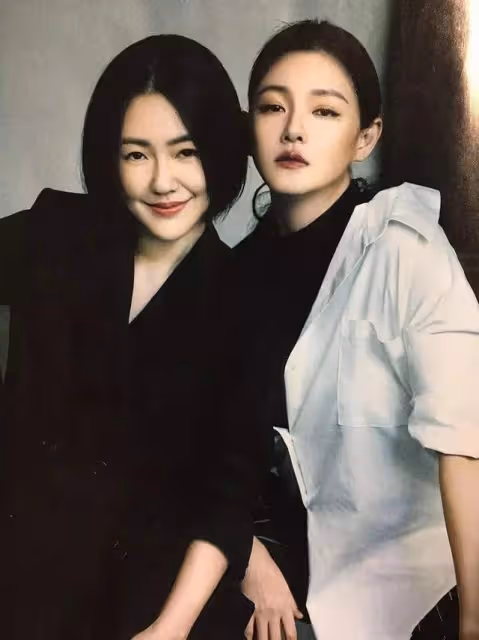小s15歲二女兒拍大片 和大s小s及姐姐上同一雜誌