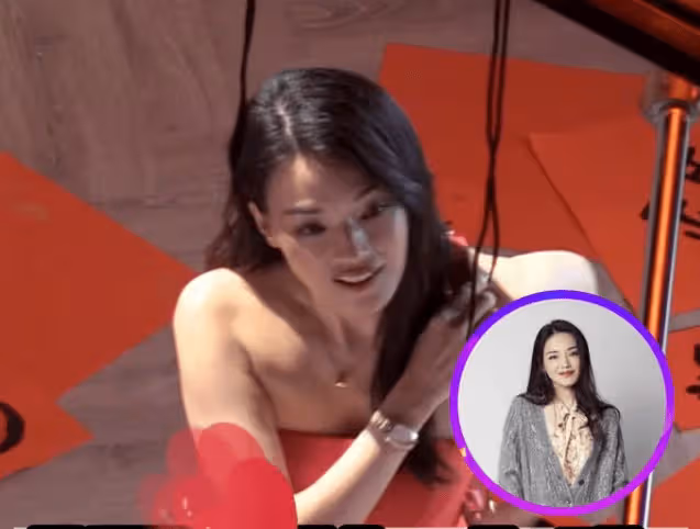 舒淇穿抹胸紅裙拍廣告 珠圓玉潤女人味十足