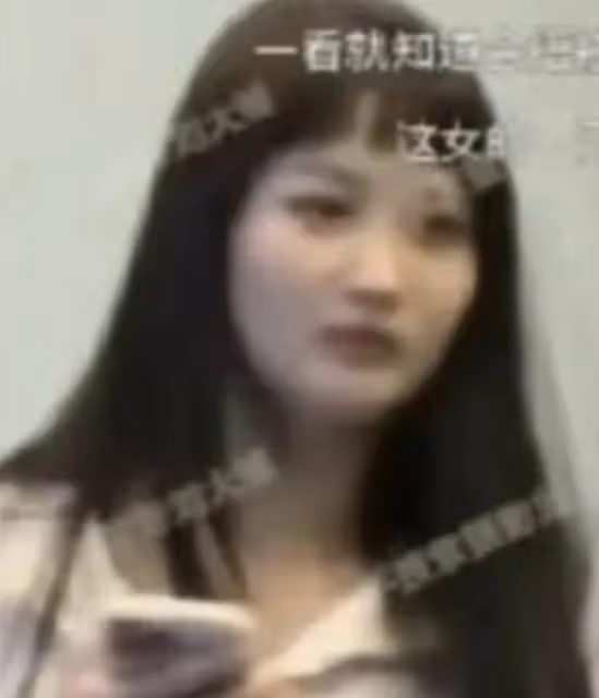 張嘉倪被綠後首現身 全程帶笑狀態吊打小三