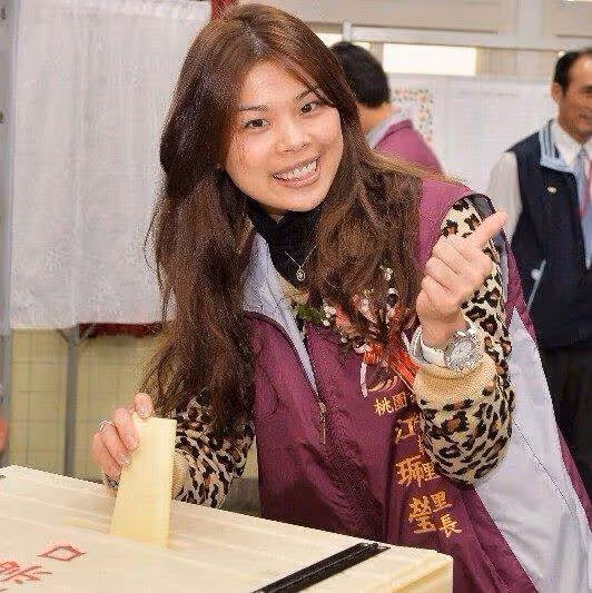 《閃亮三姊妹》父因病倒下,今「小妹代父圓夢」退隱12年後傳好消息,甘願「8年保持單身」:真正的孝女