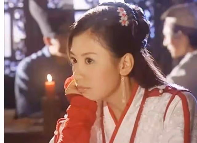 48歲賈靜雯「素顏照」曝光!沒有美顏沒有濾鏡狀態真實,網友:不敢認