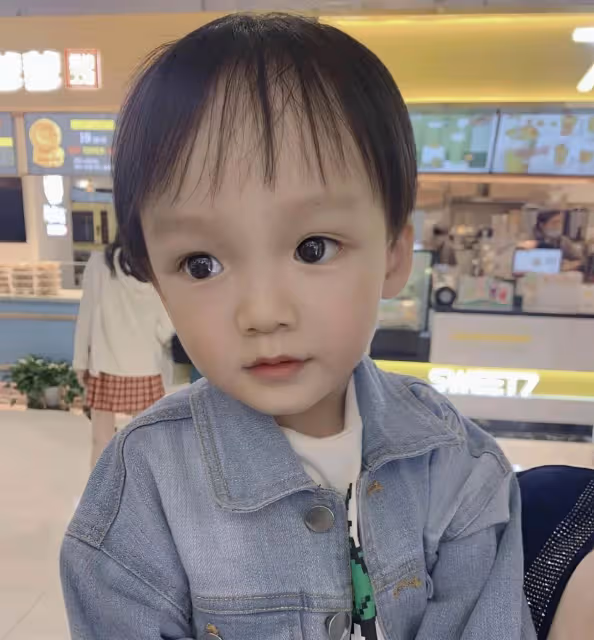 花6年「整容」成楊冪，被富豪高調迎娶，如今孩子長大暴露真實顏值
