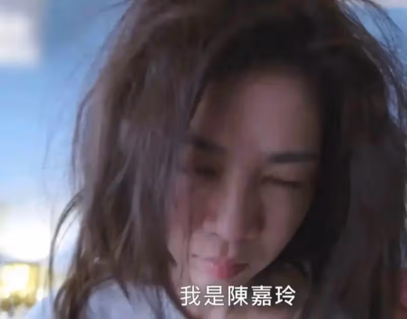 謝盈萱:她曾是台灣「最窮影后」,獲獎時身上只有1000塊,領獎台上意外「爆粗口」,44歲「俗女」影后終於紅了!