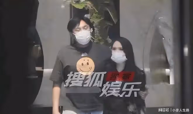 伊能靜含淚發文疑感情生變!長期分居不互動,帳號已無對方動態