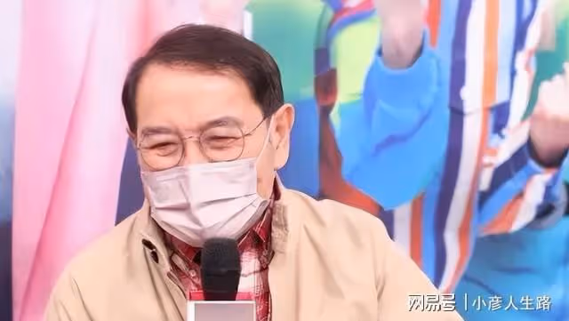 好事將近?被未來公公誇讚後,李曉峰曬婚紗照,劉愷威疑放棄女兒