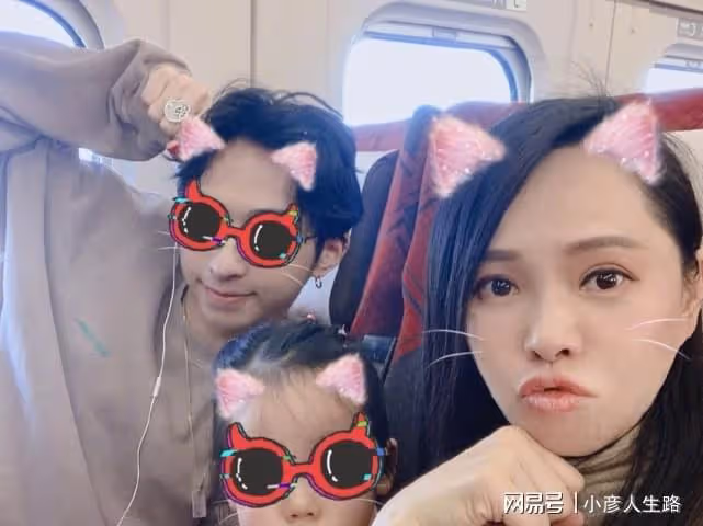 伊能靜發傷感文被猜婚變，上個月與秦昊還牽手約會，謠言不攻自破