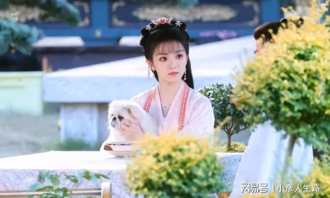 《卿卿日常》:男德典範六少主,這3個細節,很難有人不愛