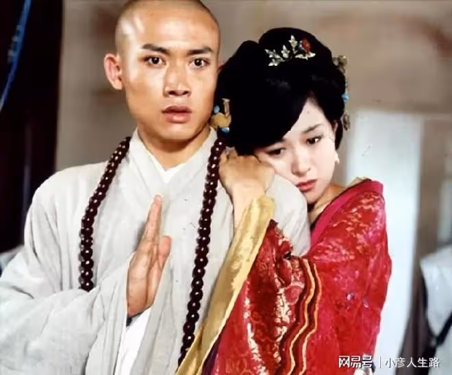 演員沈傲君:嫁圈外丈夫生一子,46歲被丈夫寵成寶