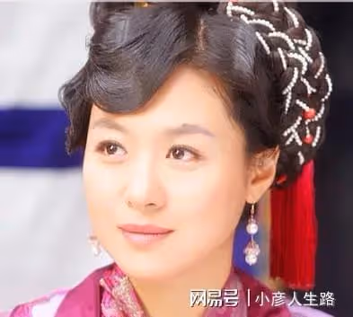 演員沈傲君:嫁圈外丈夫生一子,46歲被丈夫寵成寶