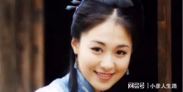演員沈傲君:嫁圈外丈夫生一子,46歲被丈夫寵成寶