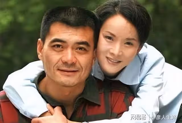 王新軍:親情有淚水,對不起唐靜,此生不會辜負小7歲的秦海璐
