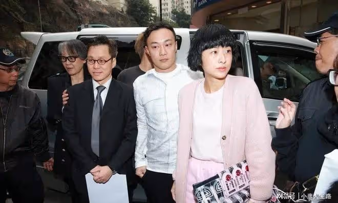 陳奕迅妻子插氧氣管,臉色蠟黃顯憔悴,為何不般配的愛情也很甜蜜