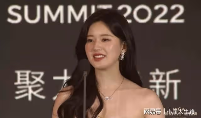 微博慶典頒獎:肖戰成為年度表現力演員,趙露思拿下年度優秀演員