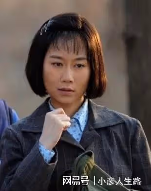 演員溫崢嶸:嫁初戀生一子,44歲風采依舊