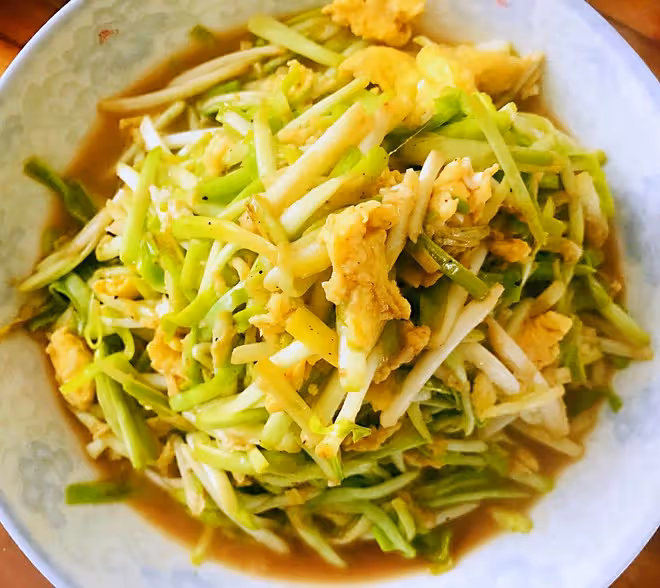 蒜黃炒雞蛋