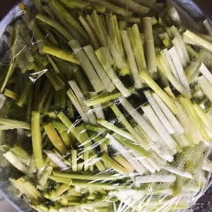 蒜黃炒雞蛋