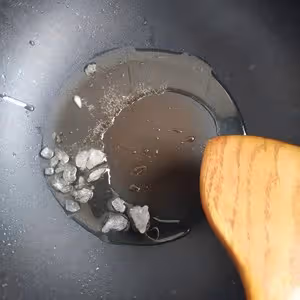鵪鶉蛋燉五花肉
