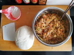 蘿蔔粉絲餡素包子