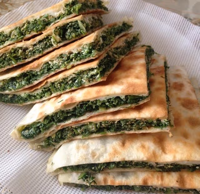 蔬菜（茴香苗）雞蛋合子