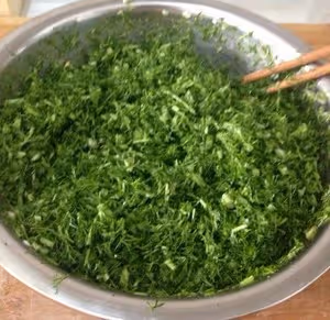 蔬菜（茴香苗）雞蛋合子