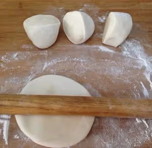 蔬菜（茴香苗）雞蛋合子