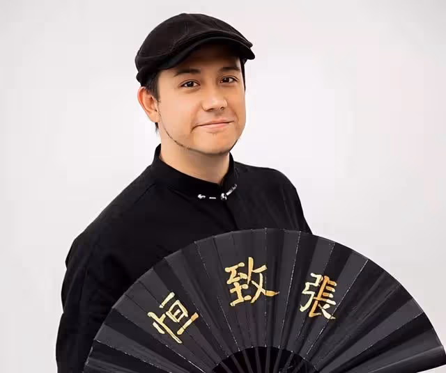 知名港星妻子被傳懷四胎！沒錢還三年抱仨，因腳踏五隻船事業盡毀